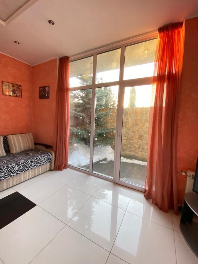 Villa Тownhouse 84 à Petropavlovskaya Borshchagovka Extérieur photo